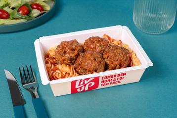 Almôndega de carne com fusilli 370g